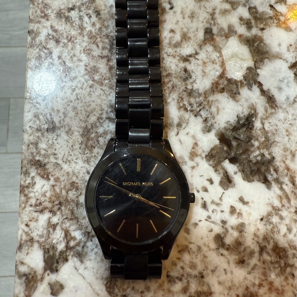 Michael Kors Black and Gold Watch - Picture 1 of 2
